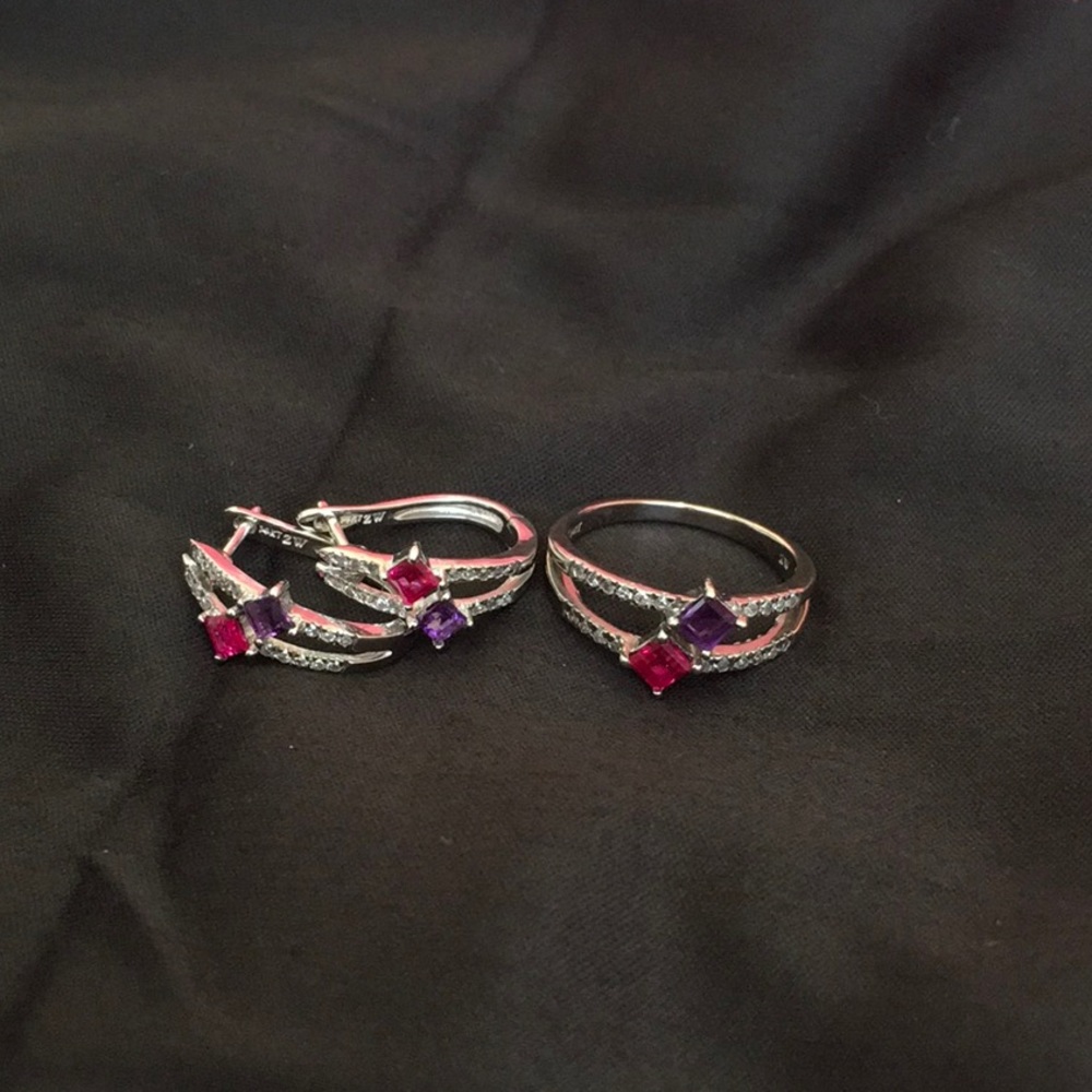 Ring and earrings set